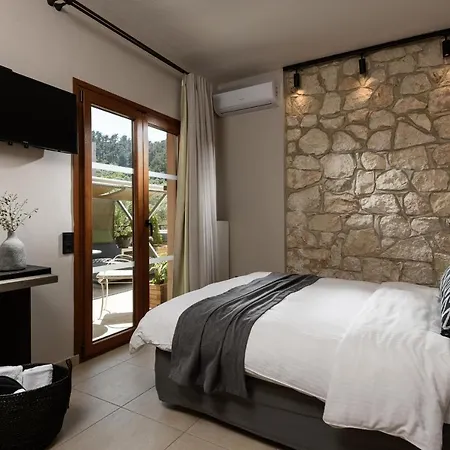 Nikoleta And Hotel Limenas (Thasos)