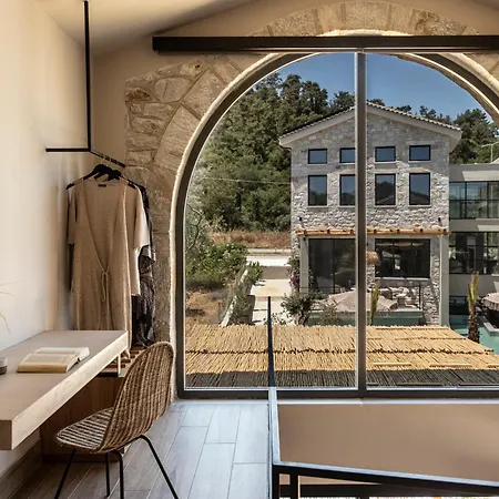 Nikoleta And Hotel 3*