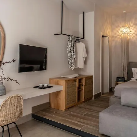Nikoleta And Otel 3*