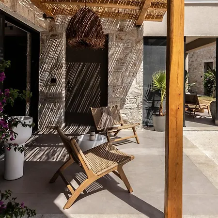 Nikoleta Luxury