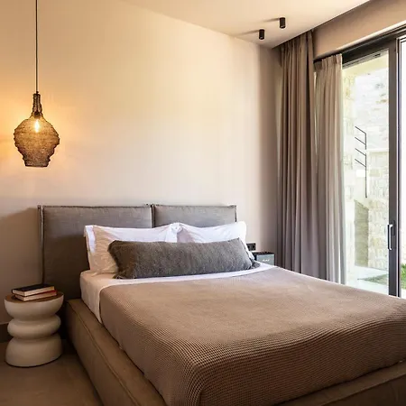 Nikoleta Luxury