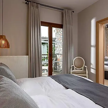 Nikoleta And Hotel 3*