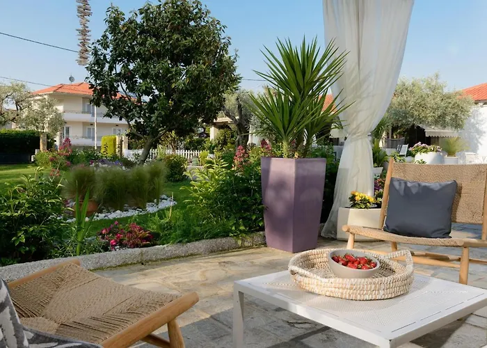 Nikoleta And Otel 3*