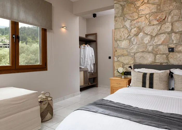 Nikoleta And Otel 3*