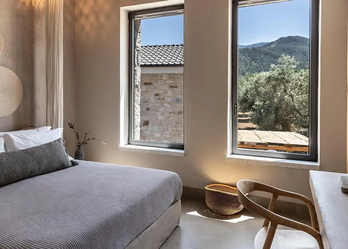 Nikoleta And Otel Limenas (Thasos)