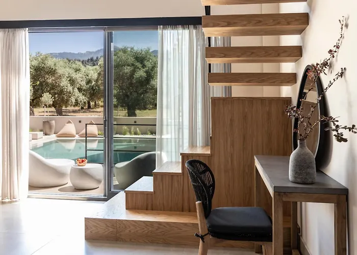 Nikoleta And Otel Limenas (Thasos)