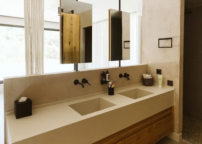 Nikoleta And 酒店 3*