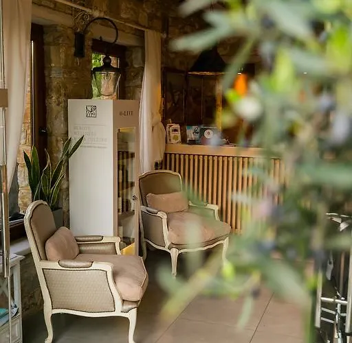 Nikoleta And 萨索斯